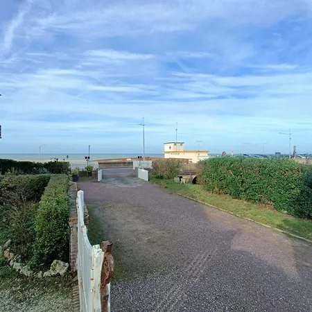 Parenthese En Bord De Houlgate