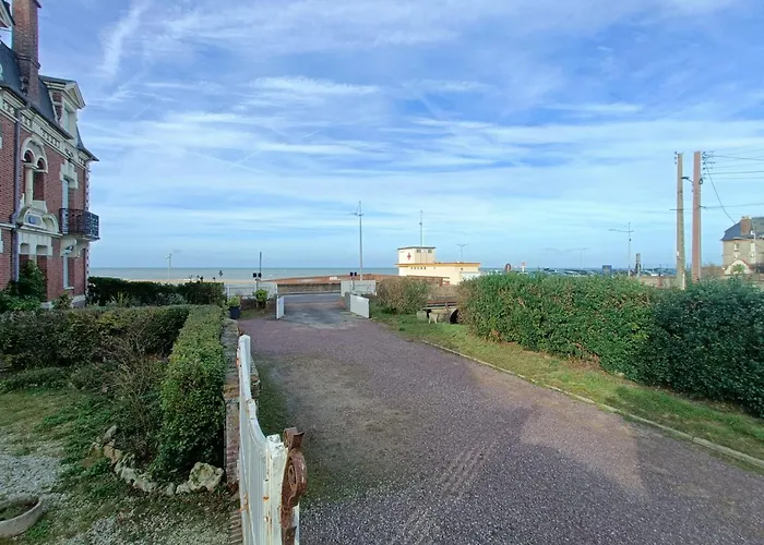 Parenthese En Bord De Houlgate